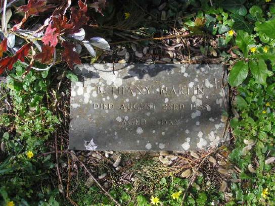 picture of gravestone