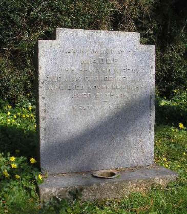 picture of gravestone