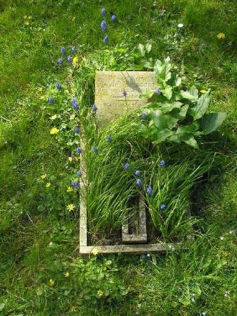 picture of gravestone